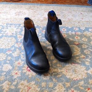 Blundstones Chelsea Classic boot 8 black leather (waterproof)